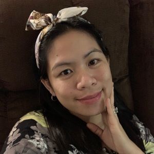 Meet your Posher, Avah